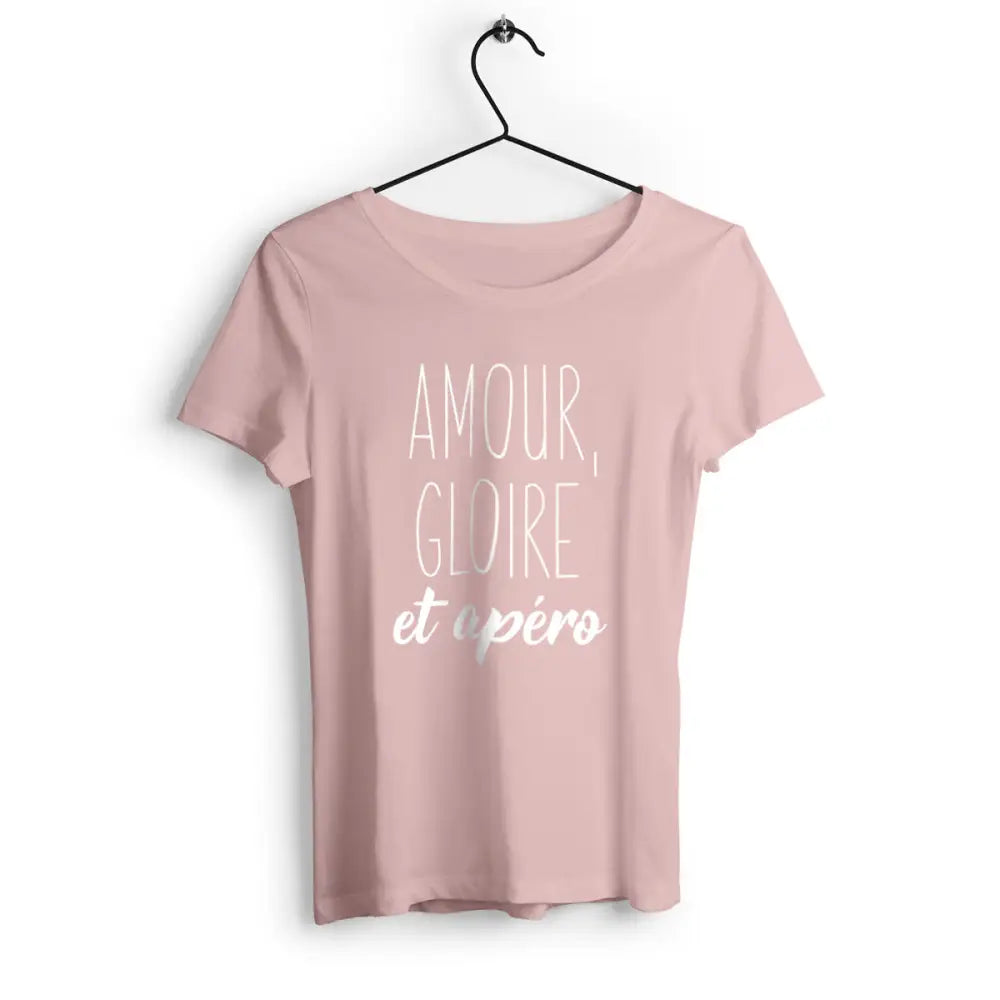 T-shirt femme avec l'inscription 'Amour, gloire et apéro', un design amusant et décontracté, parfait pour les fans de moments conviviaux et de bonne humeur.