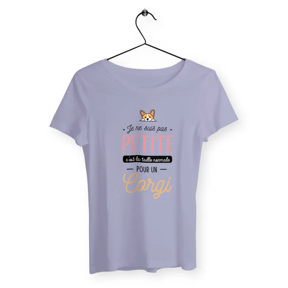 T-shirt femme avec l'inscription "C'est la taille normale pour un corgi" – Un design amusant et original pour celles qui adorent les Corgis et leur taille unique. Parfait pour afficher votre humour et votre amour pour cette race de chien adorable !