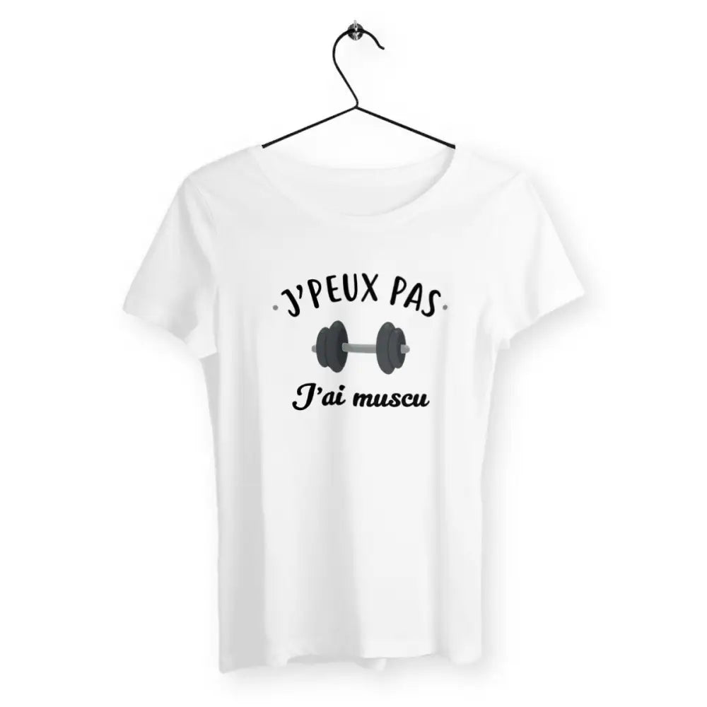T-shirt femme avec l'inscription "J'peux pas j'ai muscu", un modèle motivant et sportif pour les passionnées de fitness et de musculation. Confortable et stylé, idéal pour afficher votre détermination et votre amour du sport avec une touche d'humour.
