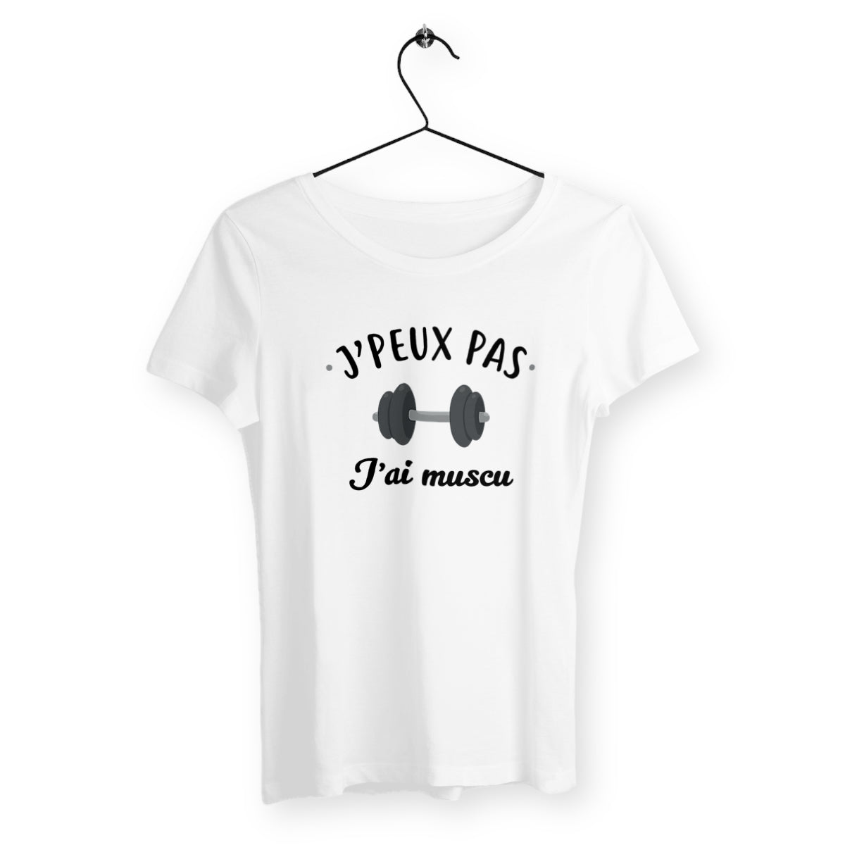 T-shirt femme avec l'inscription "J'peux pas j'ai muscu", un modèle motivant et sportif pour les passionnées de fitness et de musculation. Confortable et stylé, idéal pour afficher votre détermination et votre amour du sport avec une touche d'humour.