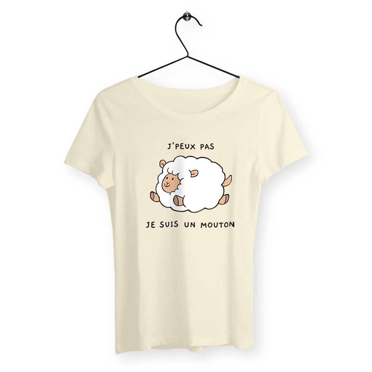 T-shirt femme avec l'inscription "J'peux pas, je suis un mouton", un modèle amusant et original pour celles qui aiment l'humour décalé. Confortable et stylé, parfait pour afficher un côté espiègle et léger.