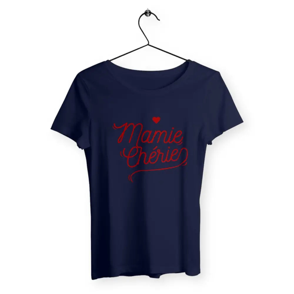 T-shirt femme Mamie Chérie, design doux et affectueux, parfait pour célébrer l'amour et la tendresse d'une mamie adorée.
