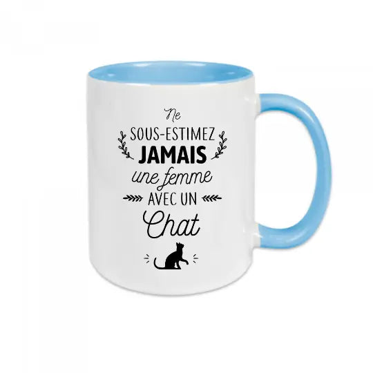 Mug céramique - Ne sous-estimez jamais une femme avec un chat