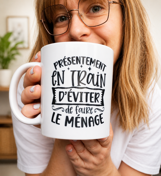 Mug céramique Présentement en train d'éviter de faire du ménage