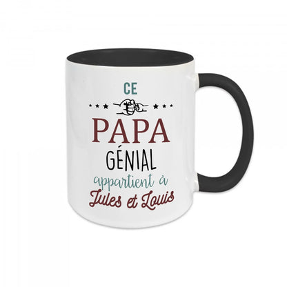 Mug céramique - Ce papa génial appartient à (à personnaliser avec le ou les prénoms de votre choix) Noir
