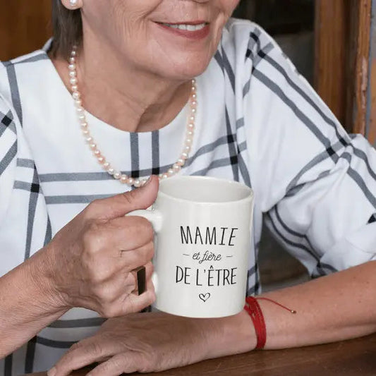 Mug céramique - Mamie et fière de l’être - Blanc - Mugs