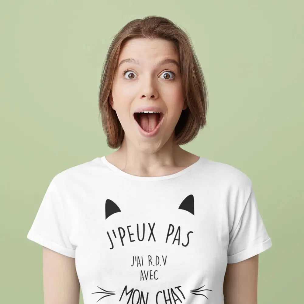 T-shirt femme "J'ai RDV avec mon chat" – Un design amusant pour les amoureuses des chats