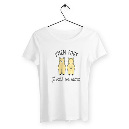 T-shirt femme avec l'inscription "J'suis un lama", un modèle amusant et décalé pour celles qui aiment l'humour léger et original. Confortable et stylé, idéal pour afficher une personnalité unique avec une touche de fun.