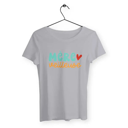 T-shirt femme avec l'inscription 'Mère Veilleuse', un design doux et tendre, parfait pour célébrer le rôle protecteur et lumineux d'une maman.