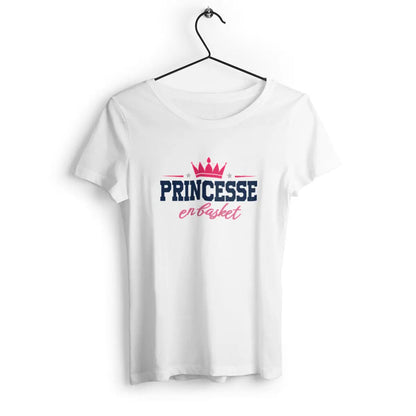 T-shirt femme avec l'inscription 'Princesse en basket', alliant élégance et confort avec un design moderne et décontracté, parfait pour une touche de fun et de style.