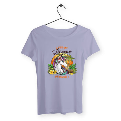 T-shirt femme avec l'inscription "Une licorne qui déchire", un modèle fun et coloré pour celles qui aiment l'univers magique et original des licornes. Confortable et stylé, parfait pour ajouter une touche de fantaisie à votre garde-robe.